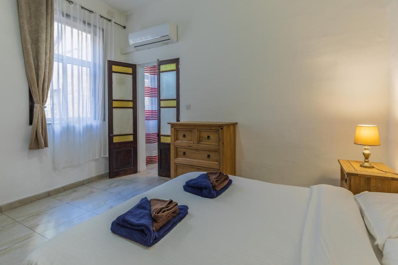 Bormla - Comfortable Two Bedroom Apartment Cospicua 외부 사진